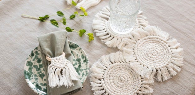 Collagefoto - Macrame tafeldecoraties