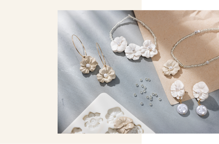 Sieraden gemaakt van sieradenklei