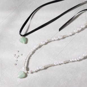 Collagefoto - Sieradenketting met kristallen