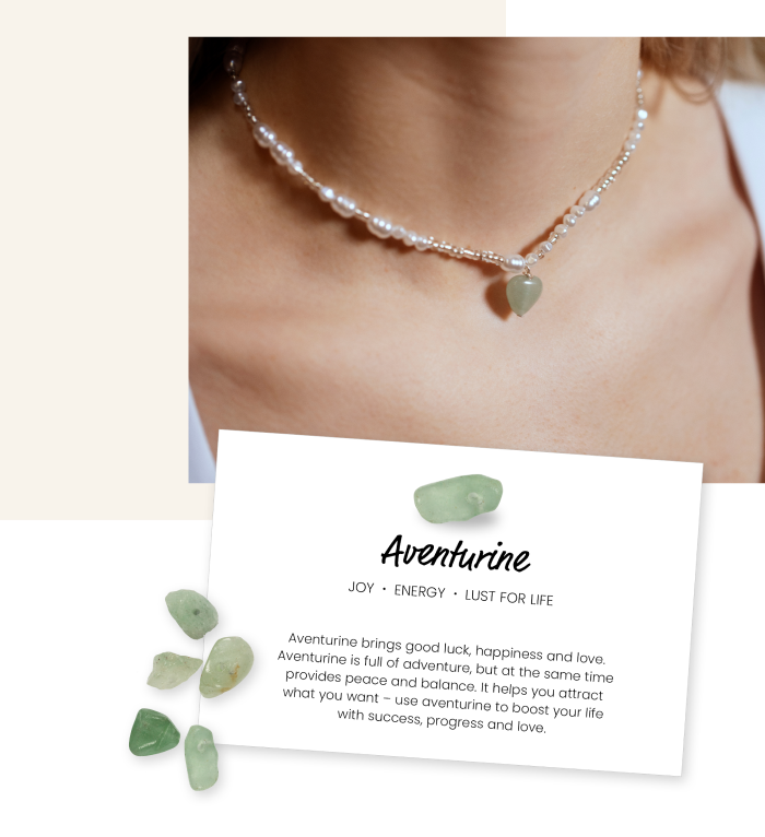 Model met sieradenketting gemaakt met kristallen