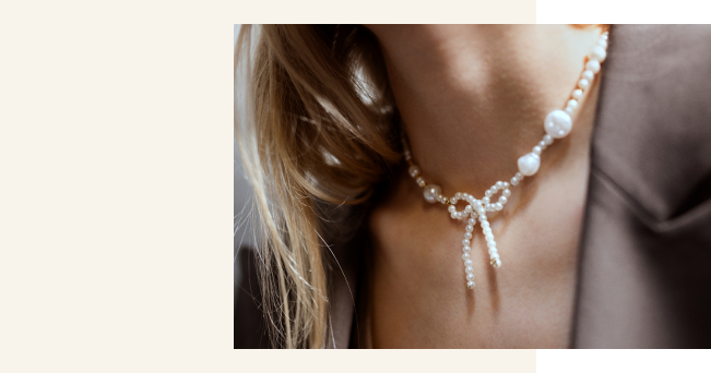 Ketting gemaakt van kleine parels