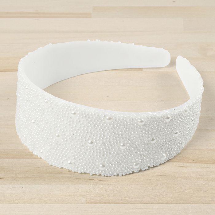 Haarband gedecoreerd met mini glaskralen en halve parels