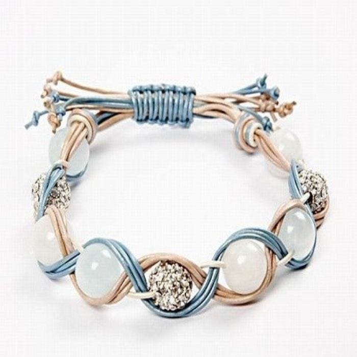 Gevlochten armband met kralen