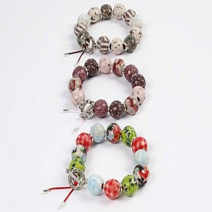 Armbanden met decoupage papier