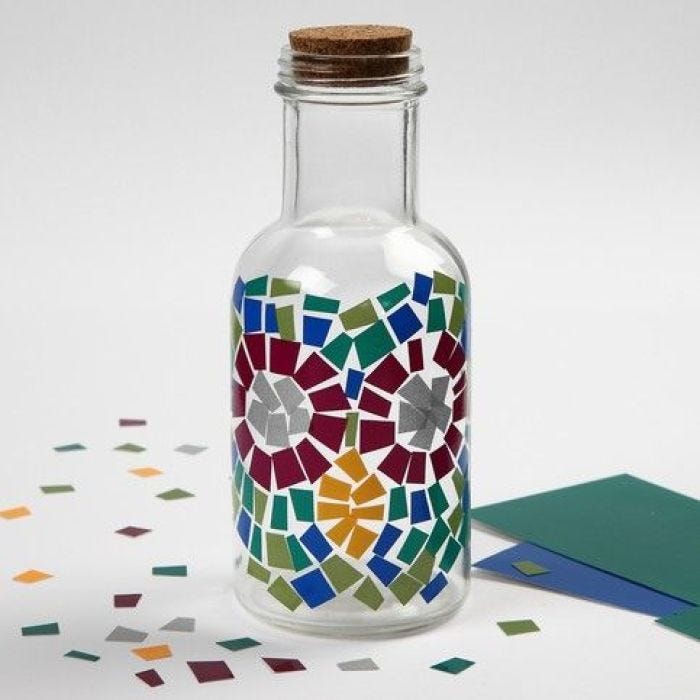 Glazen fles gedecoreerd met Color Decor