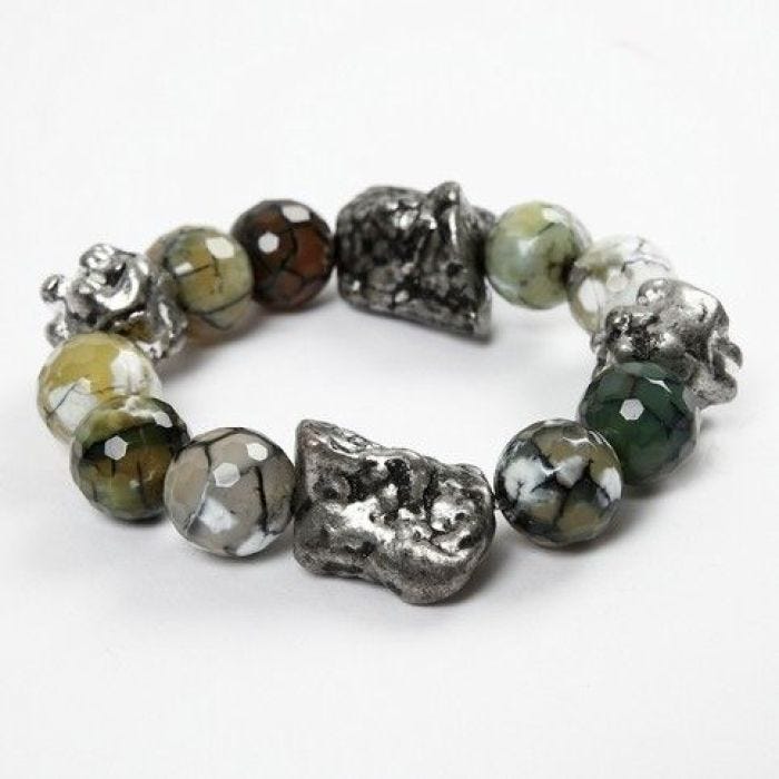 Armband met metaal kralen