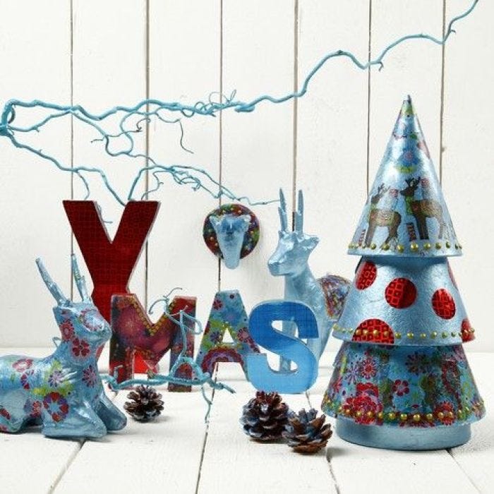 Papier-mâché letters met metallic look