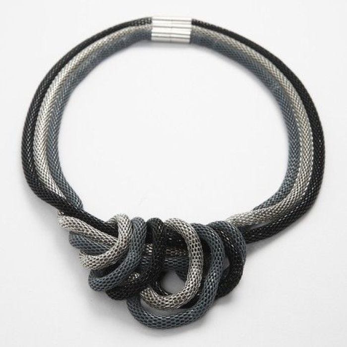 Sieraden gemaakt net sieradenketting