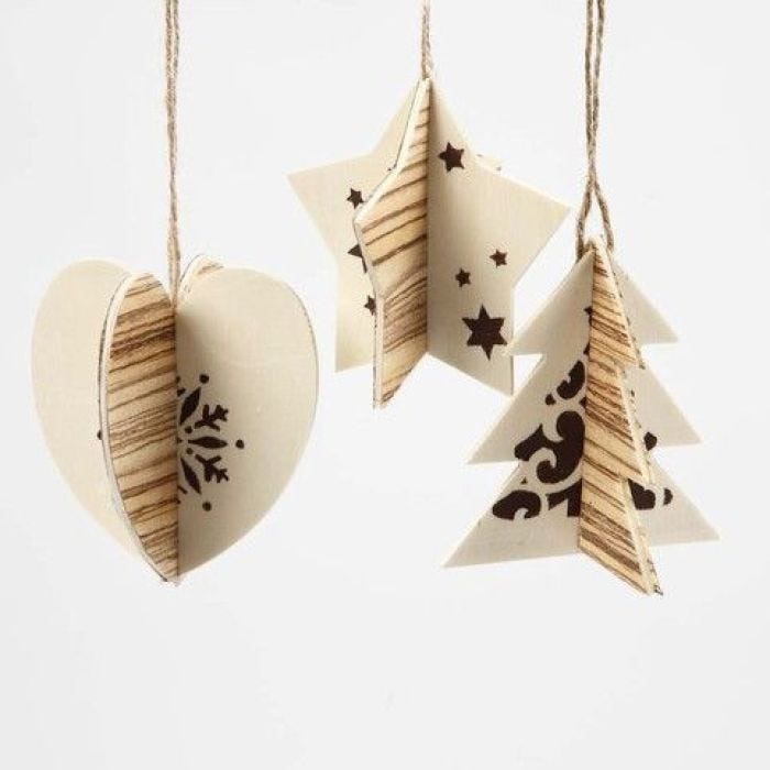 Hangende kerstdecoratie met houtfineer en print