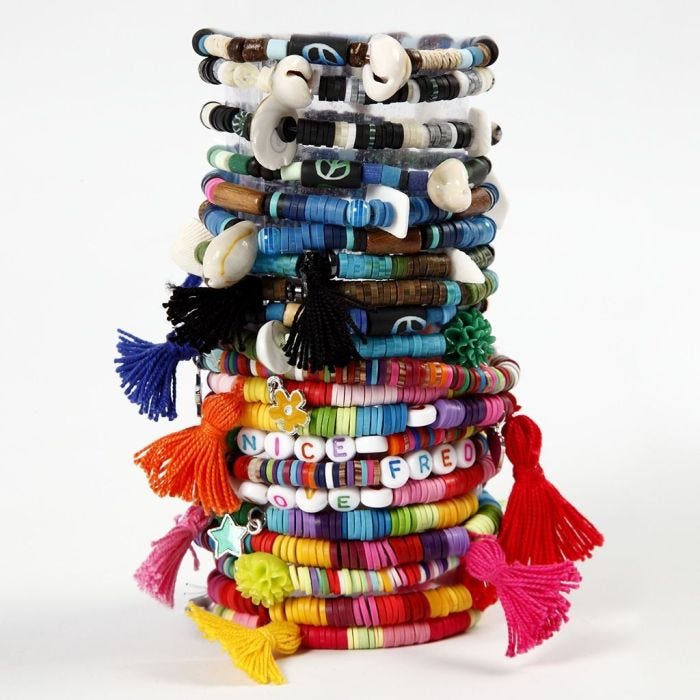Armband gemaakt van Katsuki kralen en tassels