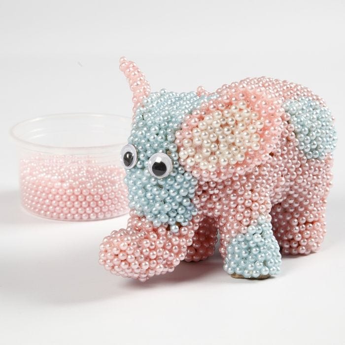 Papier-maché olifant met Pearl Clay