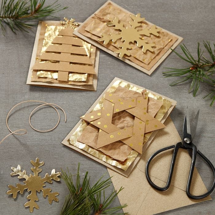 Kerstkaart met hangende decoraties van Faux Leather