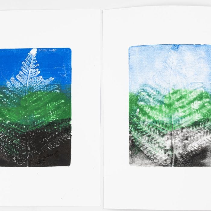 Zo maakt u gelprints met bloemen en bladeren