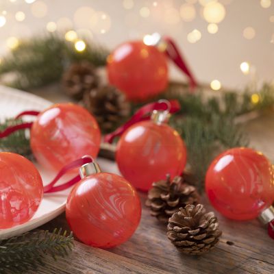 Gemarmerde kerstballen