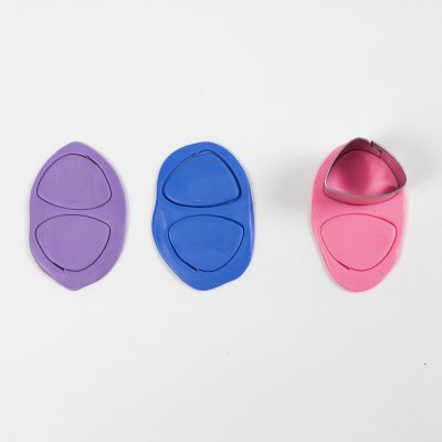 Hoe u effen gekleurde onderdelen maakt met fijne polymeerklei