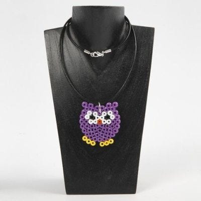 Ketting met hanger van kralen
