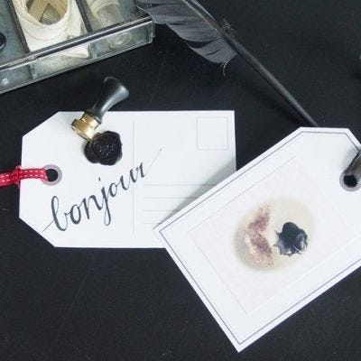 Een geschenklabel met was zegel