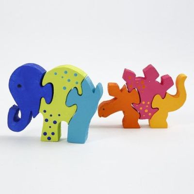 Een gedecoreerde houten puzzel