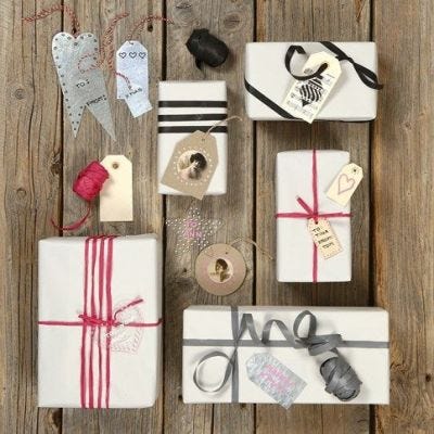 Verschillende labels voor geschenken