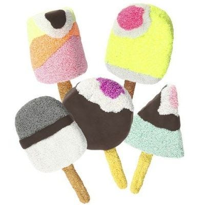 IJsjes van papier-maché gedecoreerd met Foam Clay en Silk Clay