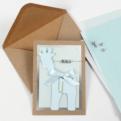 Uitnodiging voor een doop met Giraffe en Letterkralen
