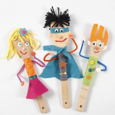 Poppen voor een poppentheater van bamboe keukengerij