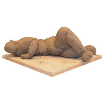 Curvaceous bodies in clay