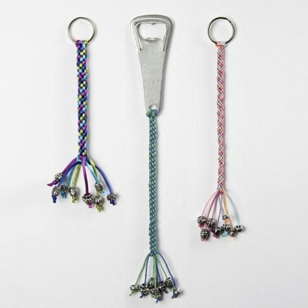 Kumihimo hangers voor flesopeners en sleutelhangers
