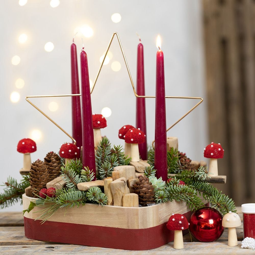 Tweet Tot stand brengen Zuidwest Adventskrans met metalen ster, paddenstoelen en andere houten decoraties